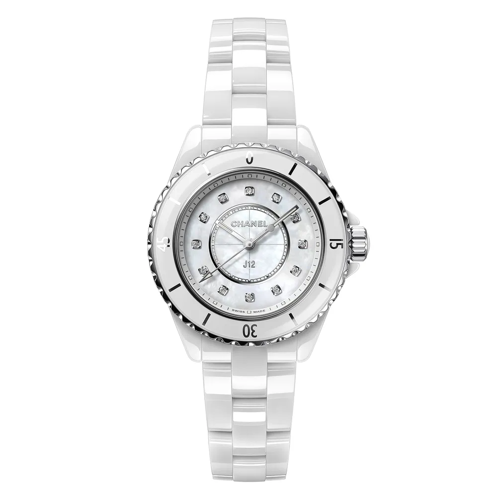 CHANEL J12 H5704