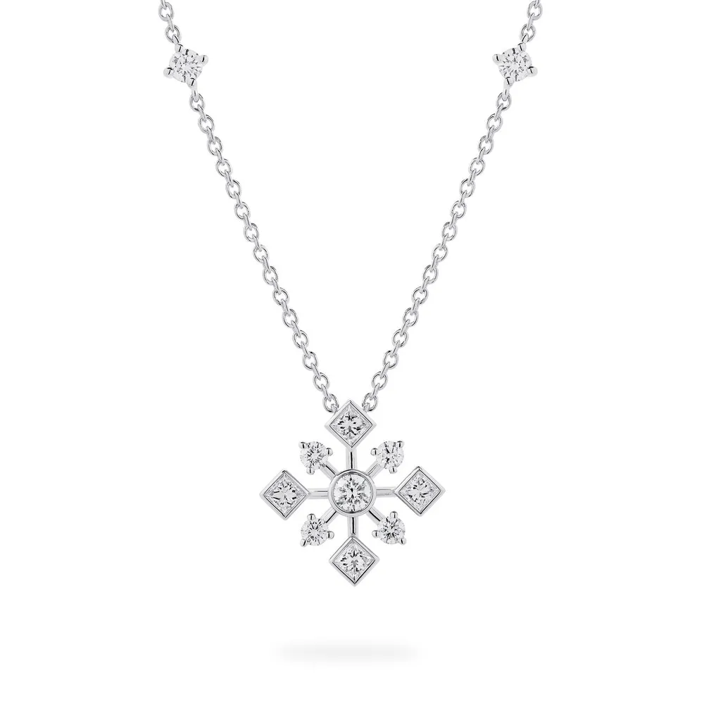 Bijoux Birks 18ct White Gold 0.58ct Diamond Snowflake Pendant